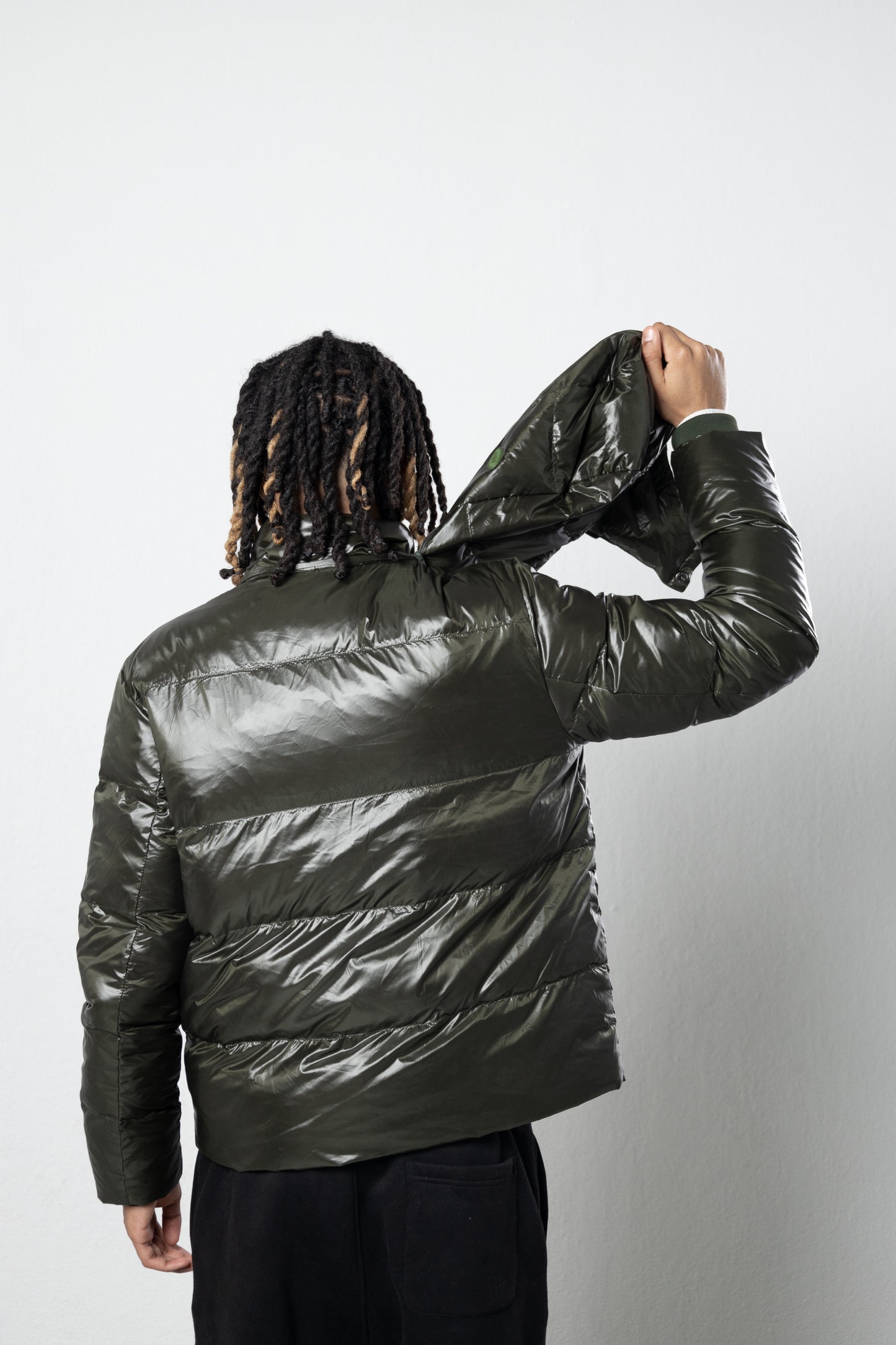 OLIVE GREEN CORE PUFFER JACKET