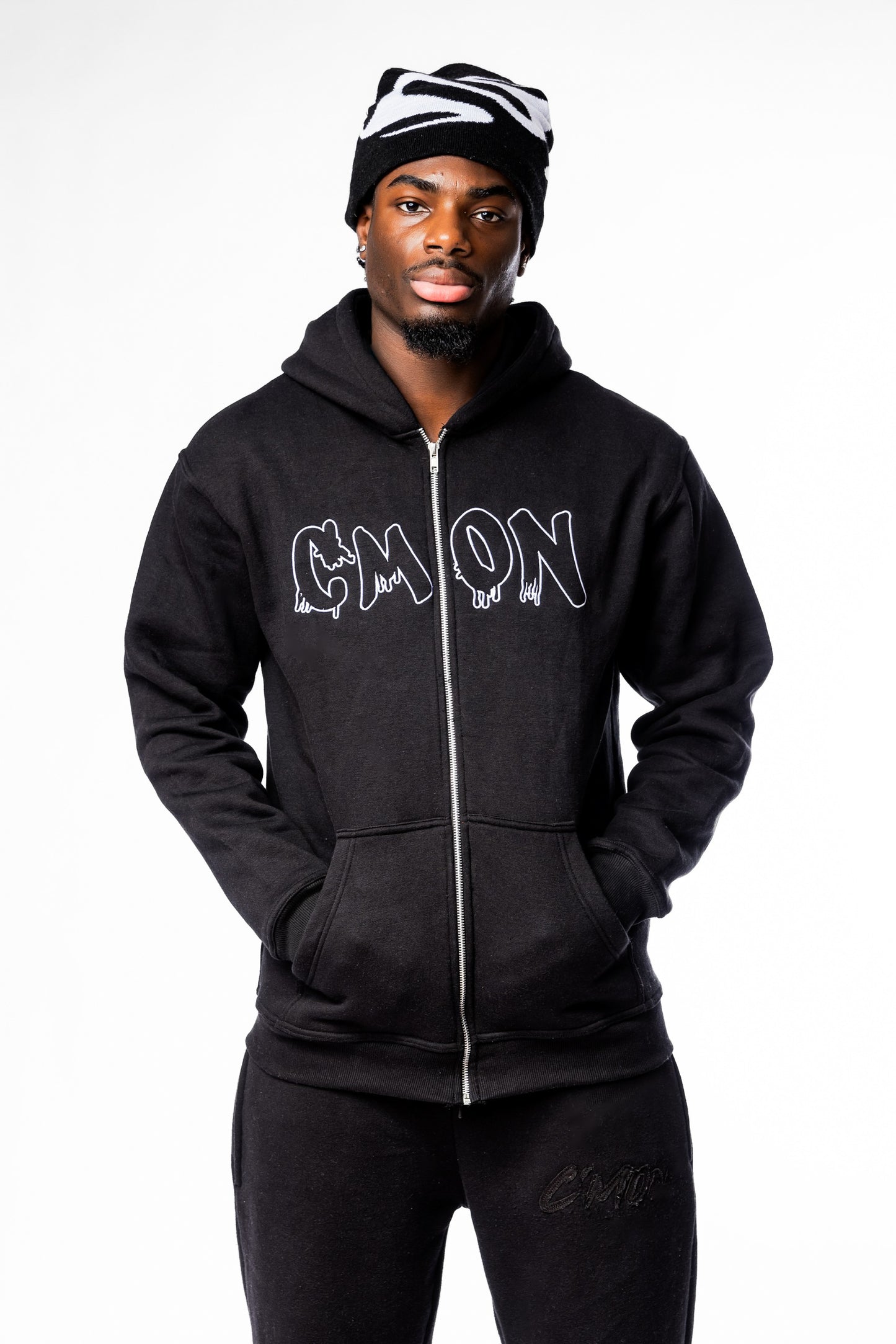 CM BEANIE BLACK WHITE