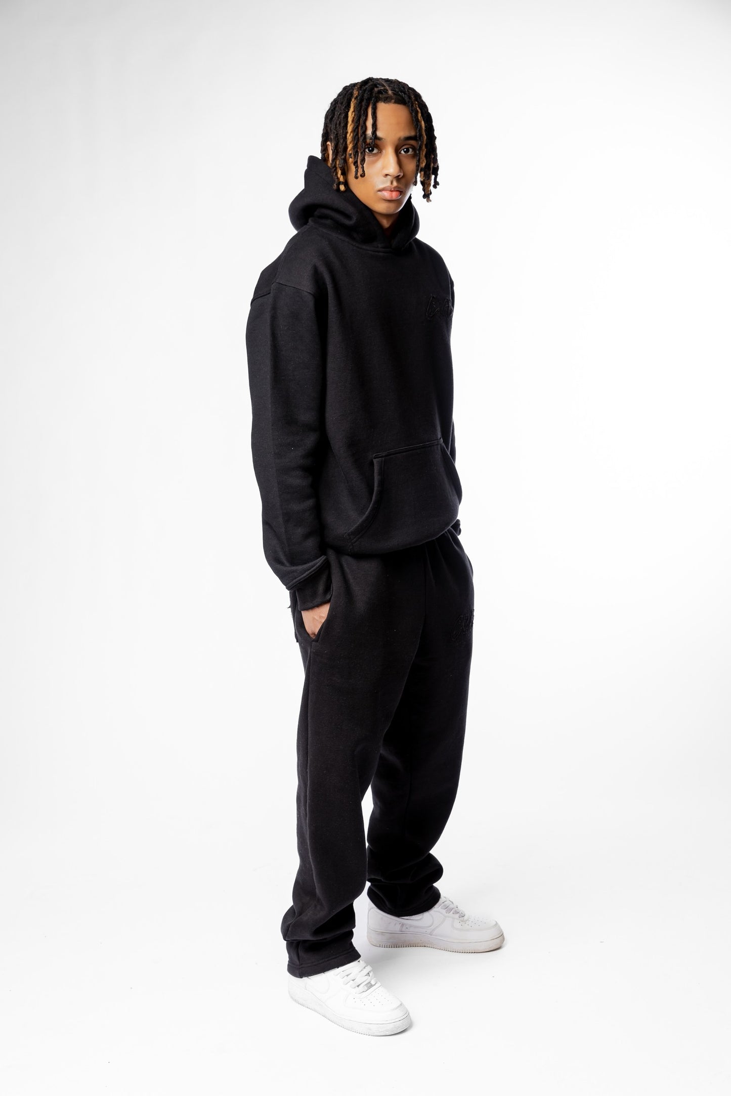 PANTS BASIC DISTRESSED BLACK