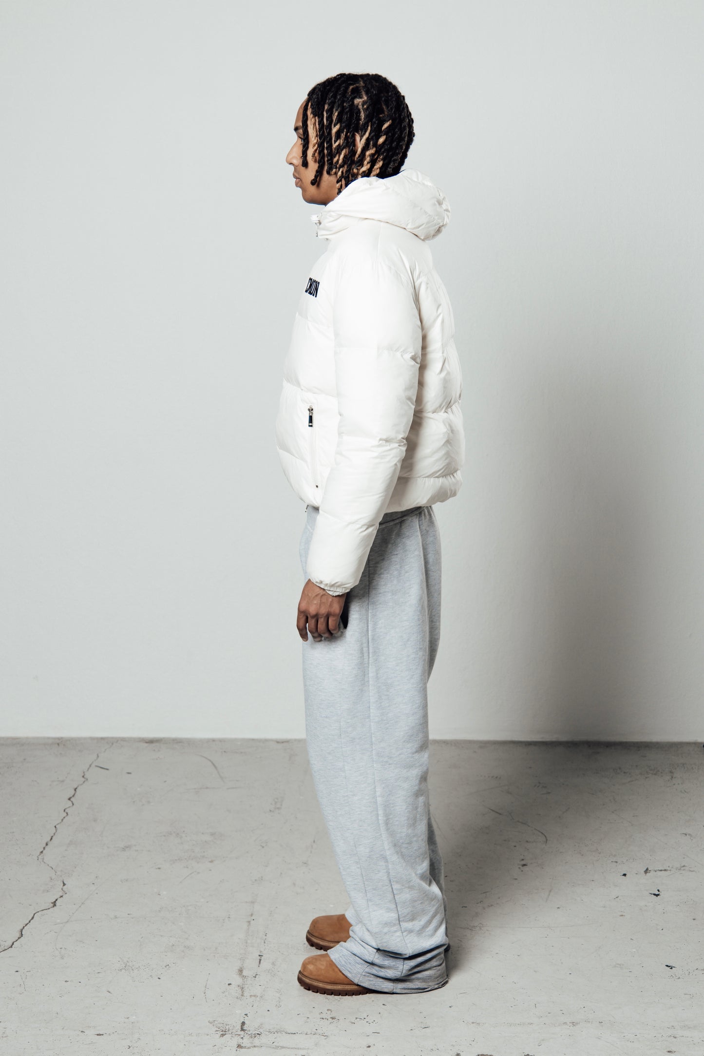 WHITE PUFFER JACKET